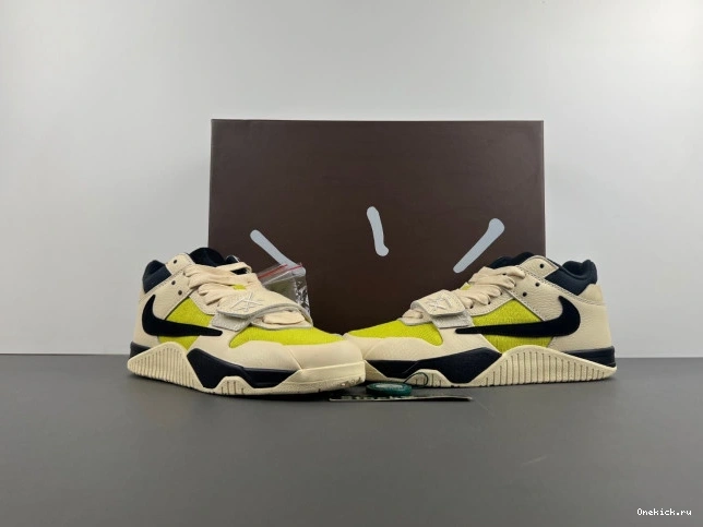 One Kick Jordan FZ8117-102 x Jumpman TR Travis Scott Jack 0729